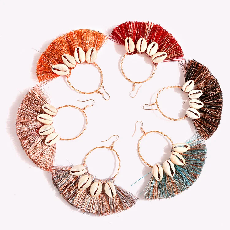 ET1062 High Quality Handmade Chic Shiny Silk Tassel Cowrie Shell Earrings Hoop Earrings
ET1062 High Quality Handmade Chic Shiny Silk Tassel Cowrie Shell Earrings Hoop Earrings