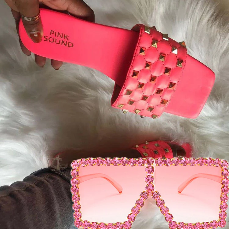 Free Shipping Designer Ladies Summer Strap Sandals Flat and Sunglasses Set with Metal Chain Straps
Free Shipping Designer Ladies Summer Strap Sandals Flat and Sunglasses Set with Metal Chain Straps