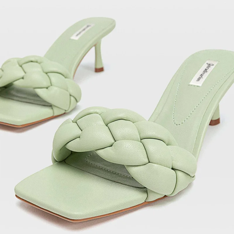 2021 Woman Sandals Shoes High Heels Summer Weave Sandals Women Leather Slides Square Toe Slippers
2021 Woman Sandals Shoes High Heels Summer Weave Sandals Women Leather Slides Square Toe Slippers