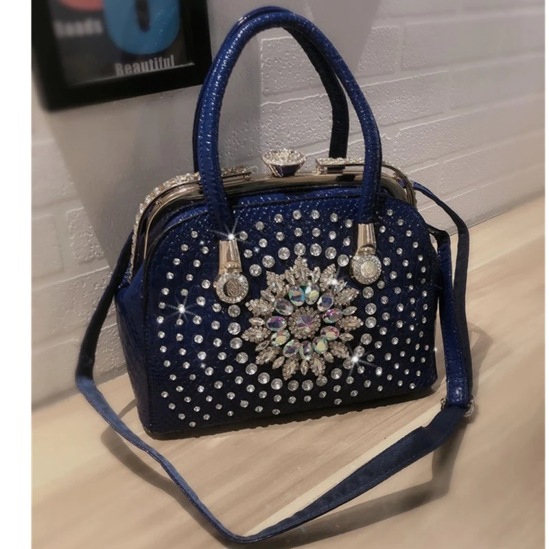 Diamond Ladies Luxury Leather Handbag Famous Designer Women Shoulder Bag 2020 New Clutch Crossbody Bags For Sac A Main Femme, 5 colors
Diamond Ladies Luxury Leather Handbag Famous Designer Women Shoulder Bag 2020 New Clutch Crossbody Bags For Sac A Main Femme, 5 colors