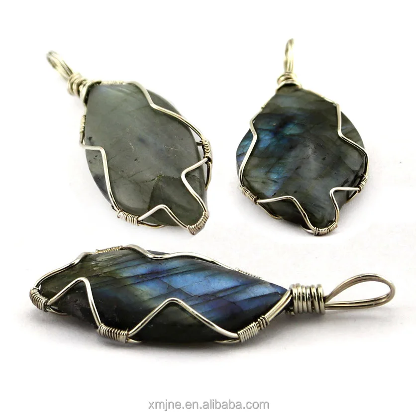 European And American Creative Natural Labradorite Diy Hand-Wound Jewelry Irregular Glittering Stone Rough Stone Crystal Pendant
European And American Creative Natural Labradorite Diy Hand-Wound Jewelry Irregular Glittering Stone Rough Stone Crystal Pendant