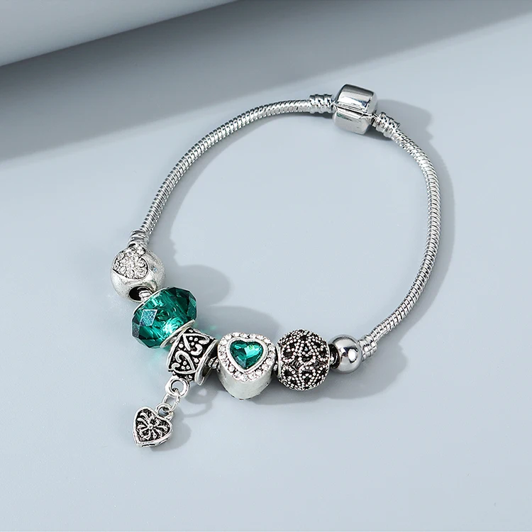 European Retro Hip Hops Bling Color Rhinestone Crystal Heart Drop Charm Bracelet CZ Zirconia Heart Charm Bracelet For Women, Picture color
European Retro Hip Hops Bling Color Rhinestone Crystal Heart Drop Charm Bracelet CZ Zirconia Heart Charm Bracelet For Women, Picture color