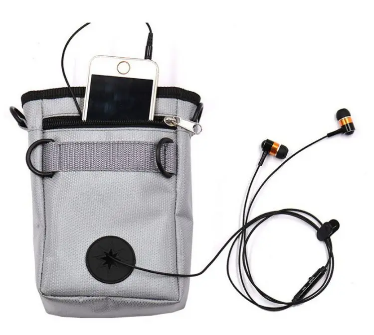 Portable dog training pouch pet outdoor sports waist bag with headphone plug, Grey black
Portable dog training pouch pet outdoor sports waist bag with headphone plug, Grey black
