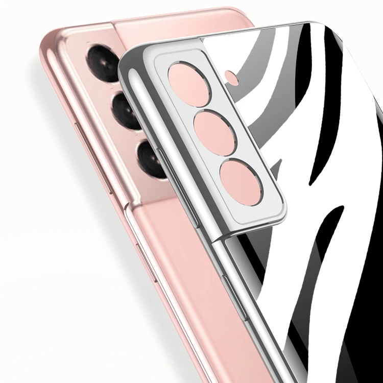 Applicable to Samsung electroplated glass painted case with a variety of colors for sm s21plus phone case
Applicable to Samsung electroplated glass painted case with a variety of colors for sm s21plus phone case