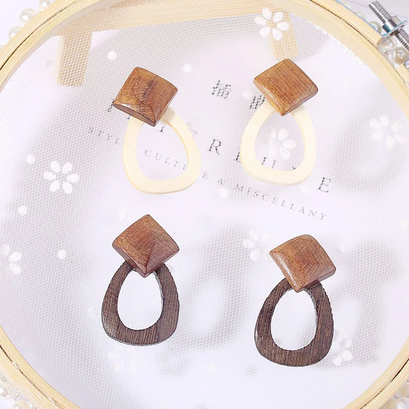 Elegant Geometric Wooden Drop Earrings Trendy Wood Water Drop Pendants Earrings, Picture shows/custom color
Elegant Geometric Wooden Drop Earrings Trendy Wood Water Drop Pendants Earrings, Picture shows/custom color