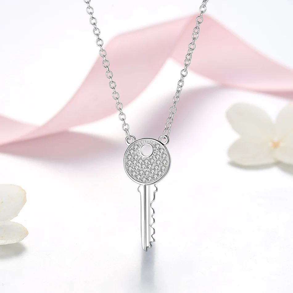 Forewe New Product 925 Sterling Siver Key Woman Necklace With Cubic Zircon 925 Sterling Silver Necklace Jewelry
Forewe New Product 925 Sterling Siver Key Woman Necklace With Cubic Zircon 925 Sterling Silver Necklace Jewelry