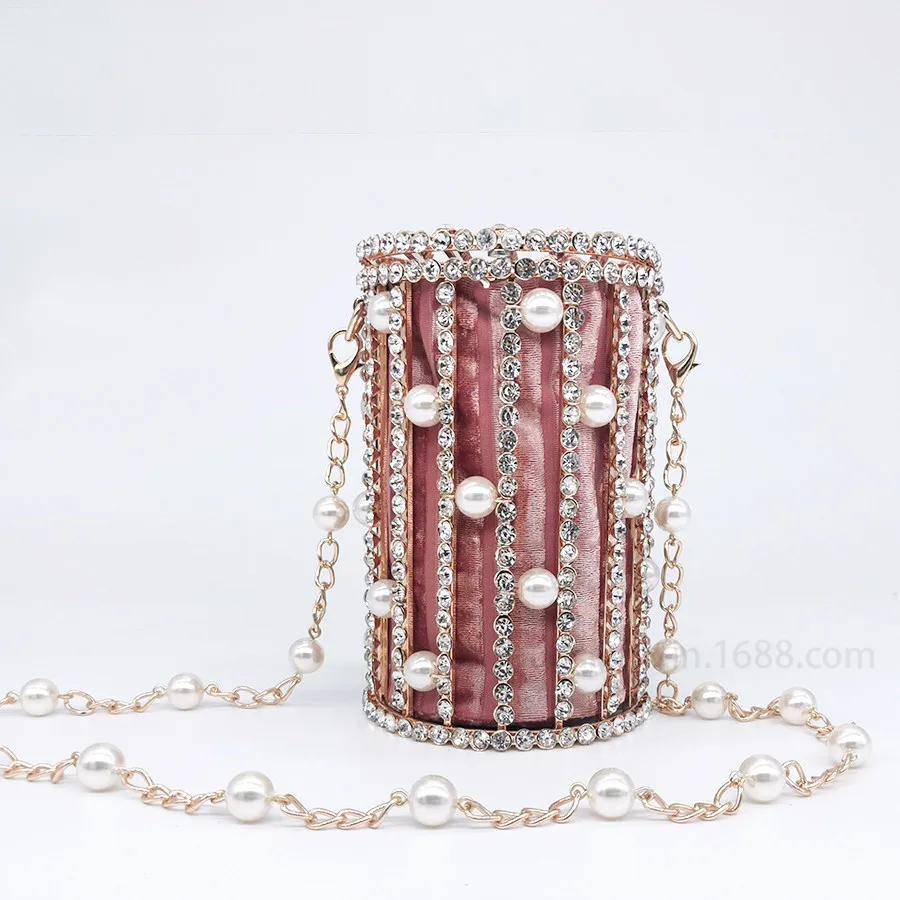 New Cylindrical Pearl Rhinestone Evening Bags Women Luxury Small Metal Cage Party Purse Ladies Beaded Chain Bucket Shoulder Bag
New Cylindrical Pearl Rhinestone Evening Bags Women Luxury Small Metal Cage Party Purse Ladies Beaded Chain Bucket Shoulder Bag