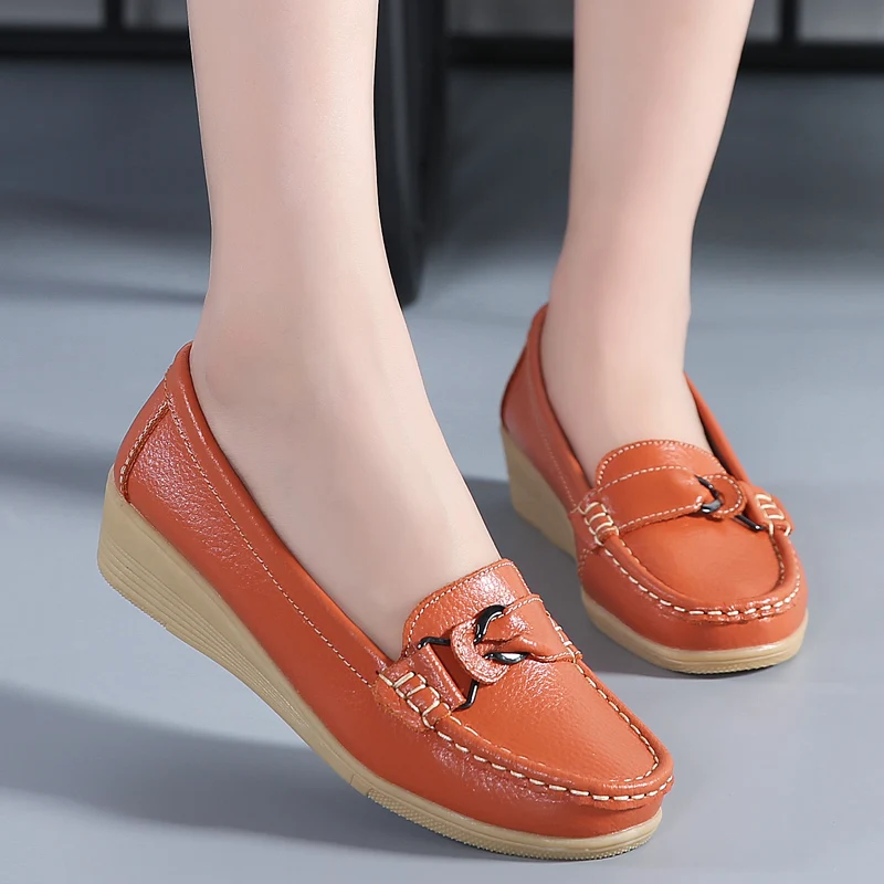 Woman Leisure Flats Soft Genuine leather shoe Women Moccasins Loafers Mother shoes Female Casual Driving Footwear Big Size 35-41
Woman Leisure Flats Soft Genuine leather shoe Women Moccasins Loafers Mother shoes Female Casual Driving Footwear Big Size 35-41