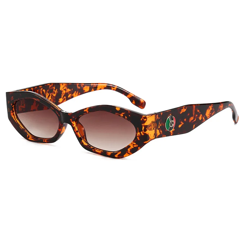 OEM Geometric Stylish Clear Best Design Ready Stock Full Rim Vintage Sun Glasses Women Sunglasses
OEM Geometric Stylish Clear Best Design Ready Stock Full Rim Vintage Sun Glasses Women Sunglasses