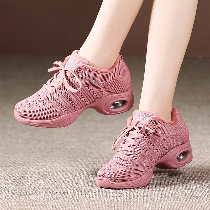 The factory custom Latest Mesh Lace Up Running Dance Luxury Fashion Sneaker Women Sport Shoes
The factory custom Latest Mesh Lace Up Running Dance Luxury Fashion Sneaker Women Sport Shoes