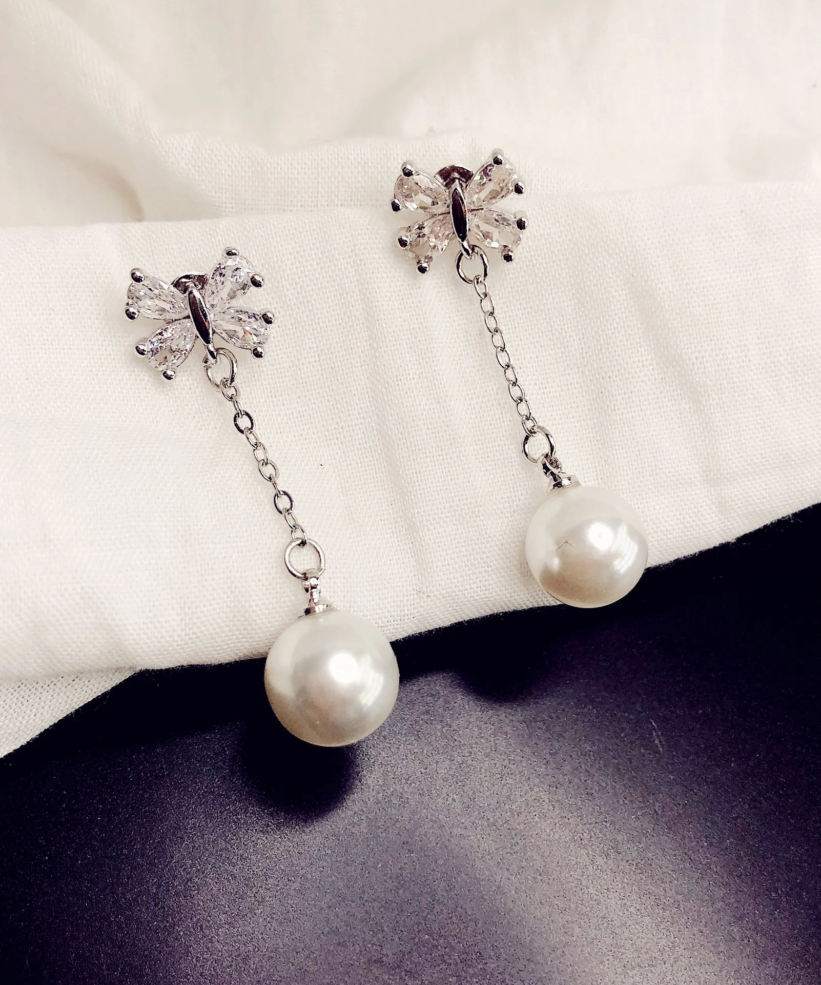 Dropshipping Sterling Silver Simulated Shell Pearl Earrings Leverback Dangle Drop Earring for Women Girls
Dropshipping Sterling Silver Simulated Shell Pearl Earrings Leverback Dangle Drop Earring for Women Girls
