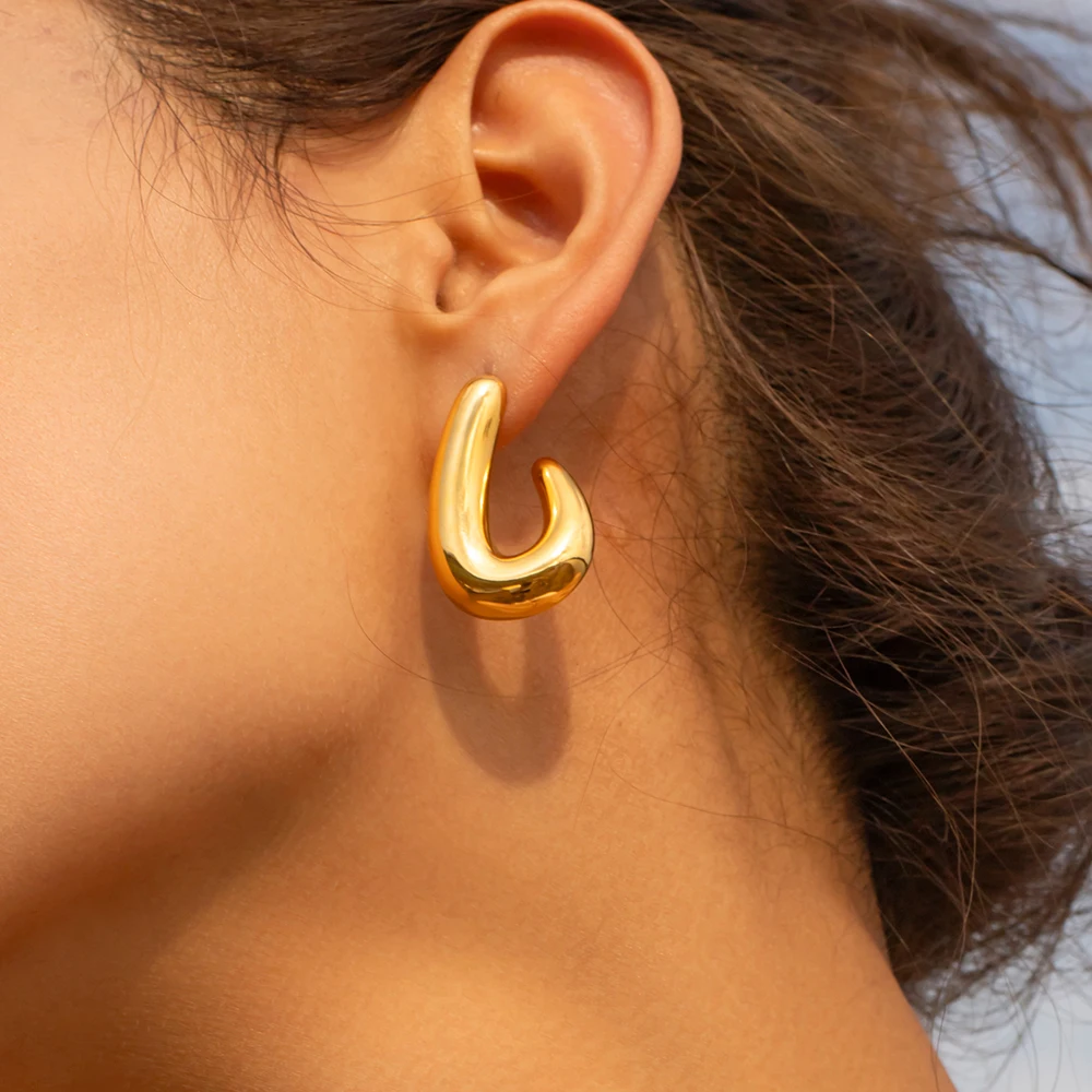 J&D Jewelry Geometric 18K Gold Plated Earring Stainless Steel U Shape Chunky Hoop Earrings for Women
J&D Jewelry Geometric 18K Gold Plated Earring Stainless Steel U Shape Chunky Hoop Earrings for Women