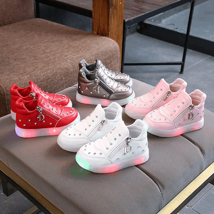 Casual High Top Flat Shoes Fashion Sneakers LED Light Shoes
Casual High Top Flat Shoes Fashion Sneakers LED Light Shoes