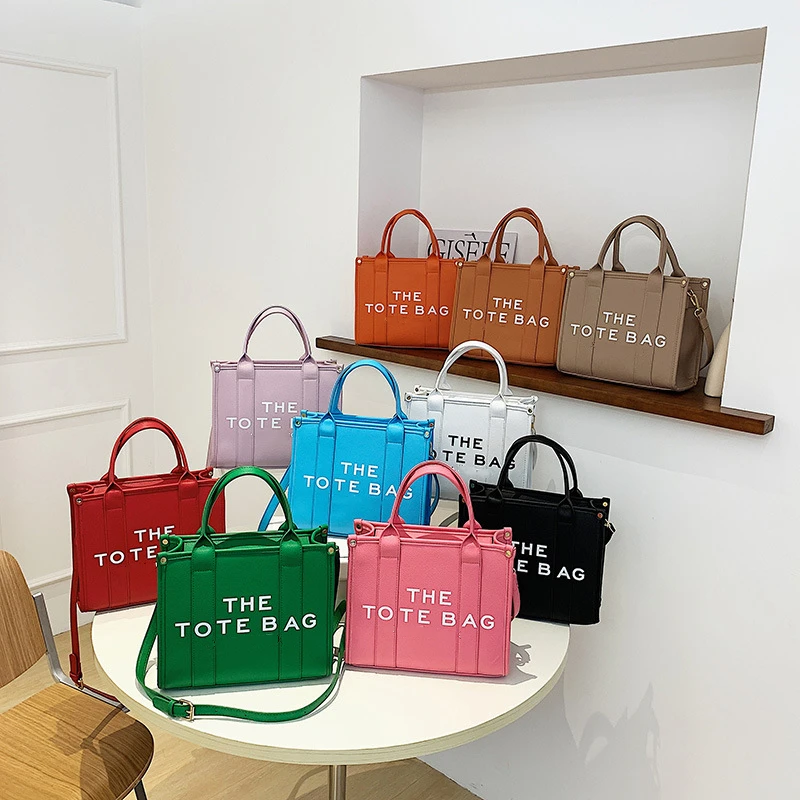2022 Custom logo designer Handbags PU leather THE TOTE BAG luxury large capacity for women purses and handbag, Customized color
2022 Custom logo designer Handbags PU leather THE TOTE BAG luxury large capacity for women purses and handbag, Customized color