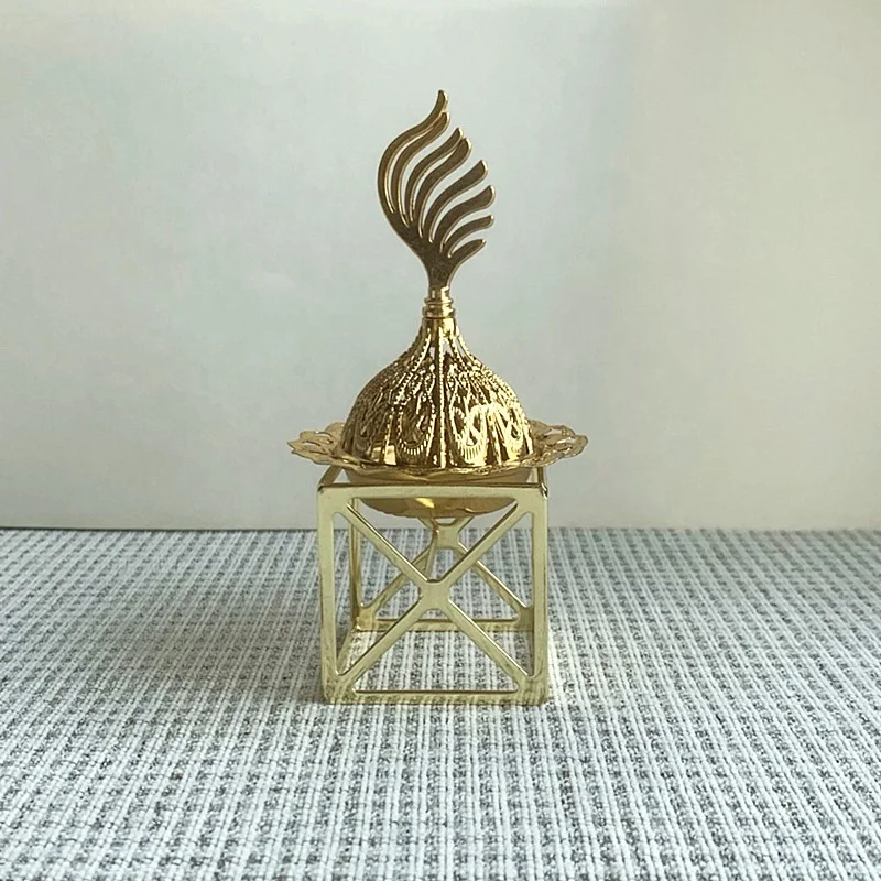 Middle East Arabian simple incense burner golden incense burner, Gold
Middle East Arabian simple incense burner golden incense burner, Gold