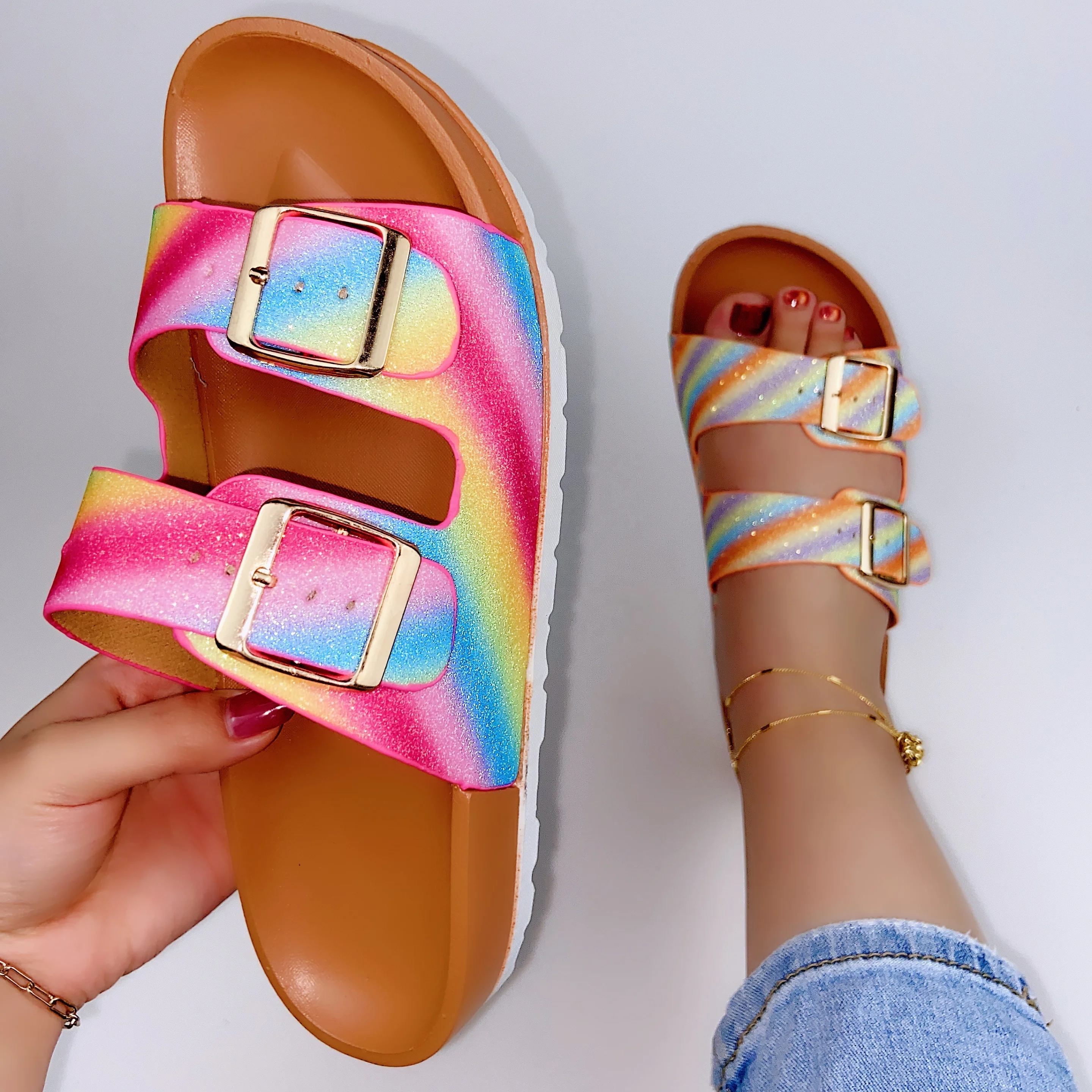 NEW Design Womens Slippers Beach Rainbow Sandals Outdoor Flat Slippers Slides Ladies Colorful Slipper Sandals for Woman Shoes
NEW Design Womens Slippers Beach Rainbow Sandals Outdoor Flat Slippers Slides Ladies Colorful Slipper Sandals for Woman Shoes