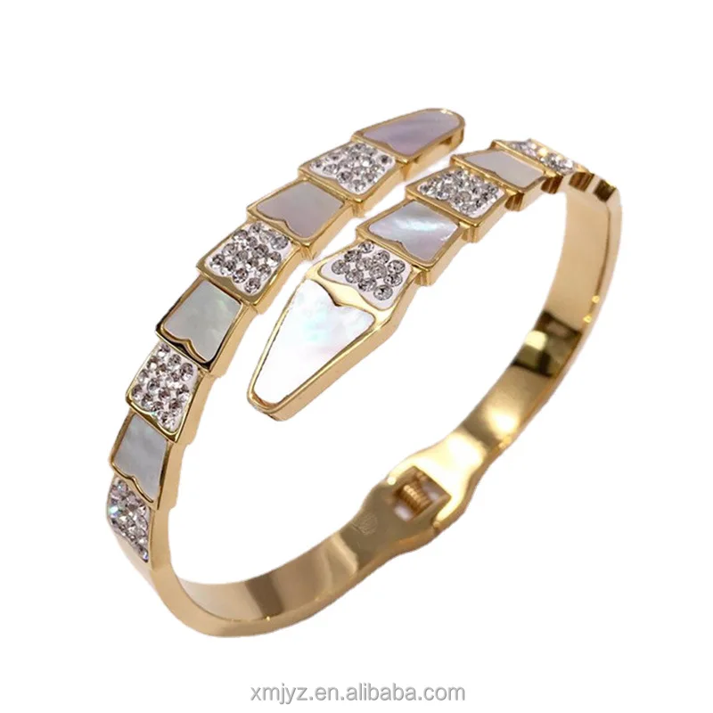 European And American Personalized Niche Design Snake Shaped Female Brass Gold Plated Micro Inlaid White Zirconium Simple Style
European And American Personalized Niche Design Snake Shaped Female Brass Gold Plated Micro Inlaid White Zirconium Simple Style