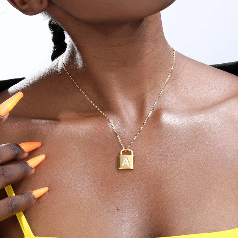 2021 New CZ Stainless Steel Chains Zircon A-Z Initial Letters Gold Lock Pendant Necklaces
2021 New CZ Stainless Steel Chains Zircon A-Z Initial Letters Gold Lock Pendant Necklaces