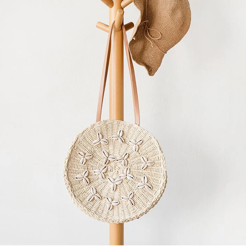 Summer Handmade Round Grass Weaving Bags Beach Bag Large Capacity Single Shoulder Lady Bag
Summer Handmade Round Grass Weaving Bags Beach Bag Large Capacity Single Shoulder Lady Bag