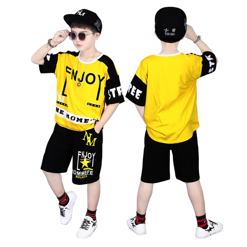 Children's summer suit 2021 new boys' high quality cotton fashion printed children's T-shirt shorts two piece set
Children's summer suit 2021 new boys' high quality cotton fashion printed children's T-shirt shorts two piece set