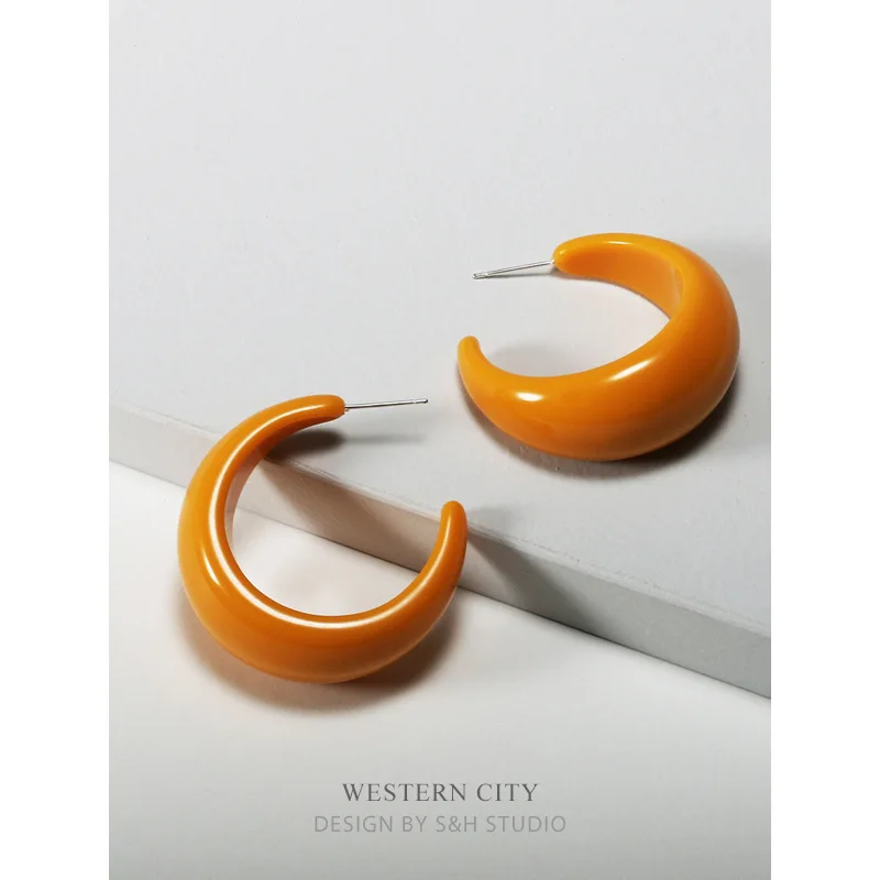 2021 Korea New S925 Silver Needle Yellow Resin Circle Earrings Female Resin Hoop Earrings
2021 Korea New S925 Silver Needle Yellow Resin Circle Earrings Female Resin Hoop Earrings