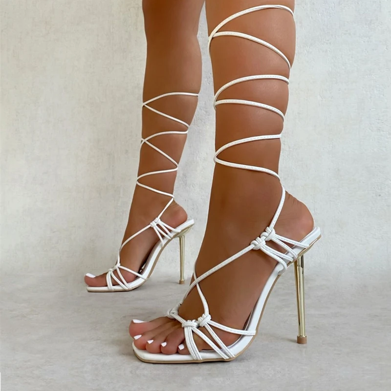 Elegant Women Wedding Dress Shoes Summer Clip Toe Ankle Cross Lace Up Sandals Fashion Peep Toe Square Heels Size 35-42
Elegant Women Wedding Dress Shoes Summer Clip Toe Ankle Cross Lace Up Sandals Fashion Peep Toe Square Heels Size 35-42