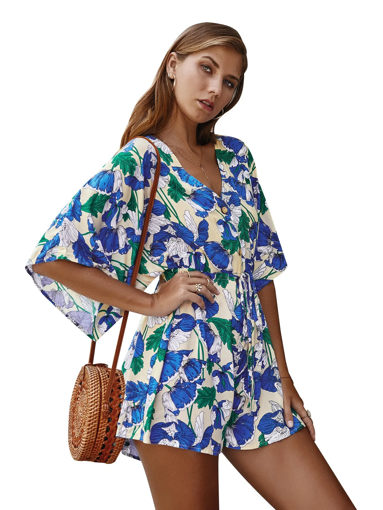 Floral Print V-neck Sashes Playsuits 2021 Summer Women New Cotton Casual Loose Bat Sleeve Beach Casual Dresses
Floral Print V-neck Sashes Playsuits 2021 Summer Women New Cotton Casual Loose Bat Sleeve Beach Casual Dresses