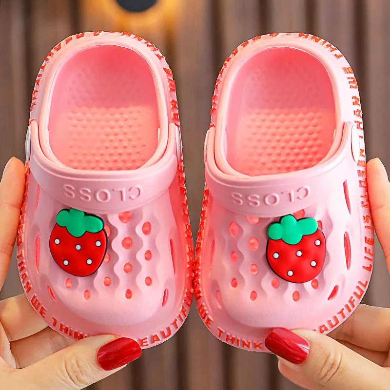 2021 summer new children's hole shoes boys and girls cute cartoon children summer beach baby slippers
2021 summer new children's hole shoes boys and girls cute cartoon children summer beach baby slippers