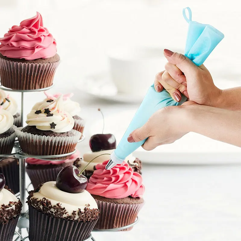 Stainless Steel Pastry Nozzle Pastry Tube Desserts Decorating Set Desserts Piping Tips with Hinged Storage Box DIY Decorating
Stainless Steel Pastry Nozzle Pastry Tube Desserts Decorating Set Desserts Piping Tips with Hinged Storage Box DIY Decorating