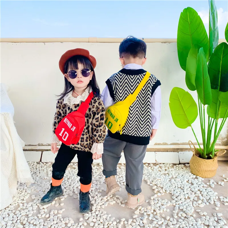 Ins net red new of digital children, boys girls chest mobile phone change slung small cross bag men and women tide
Ins net red new of digital children, boys girls chest mobile phone change slung small cross bag men and women tide