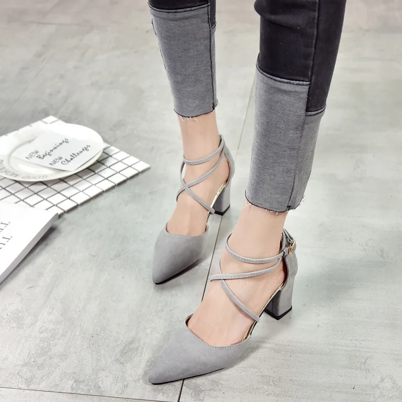 Amazon AliExpress Hot Selling Fashion Ladies High Heels Plus Size Pointed Ankle Belt Buckles Shoes Women Pumps
Amazon AliExpress Hot Selling Fashion Ladies High Heels Plus Size Pointed Ankle Belt Buckles Shoes Women Pumps