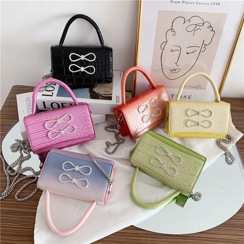 2021 Summer Handbags Rhinestone Bow Shoulder Crossbody Women Hand Bags Clutch Bolsa Alligator Clutch Tote Small Square Purses, As picture
2021 Summer Handbags Rhinestone Bow Shoulder Crossbody Women Hand Bags Clutch Bolsa Alligator Clutch Tote Small Square Purses, As picture