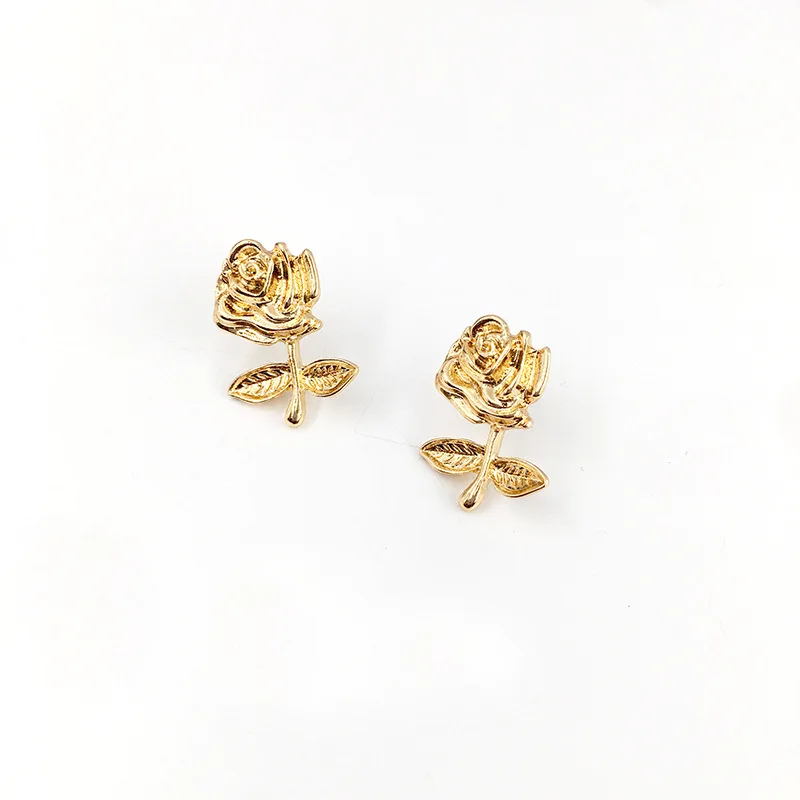 18 K Real Gold Plating Rose Flower Stud Earrings for Valentine's Day Gift Rose Flower Shape Stud Earrings For Girls
18 K Real Gold Plating Rose Flower Stud Earrings for Valentine's Day Gift Rose Flower Shape Stud Earrings For Girls