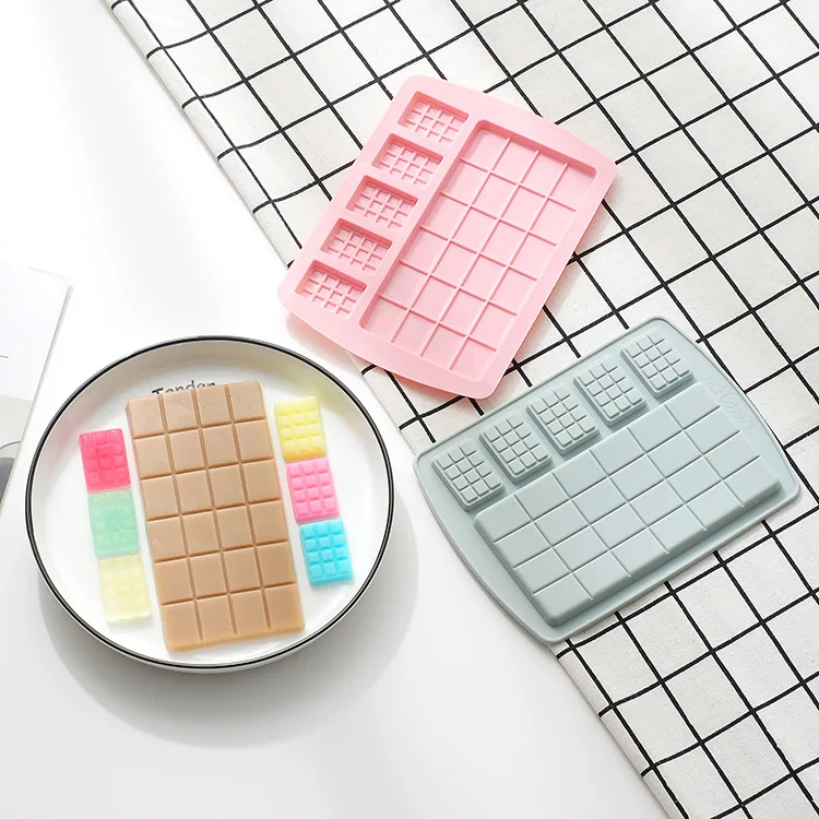 Two sizes of waffle silicone chocolate mold version cake mold ice tray mold, 2 colors
Two sizes of waffle silicone chocolate mold version cake mold ice tray mold, 2 colors