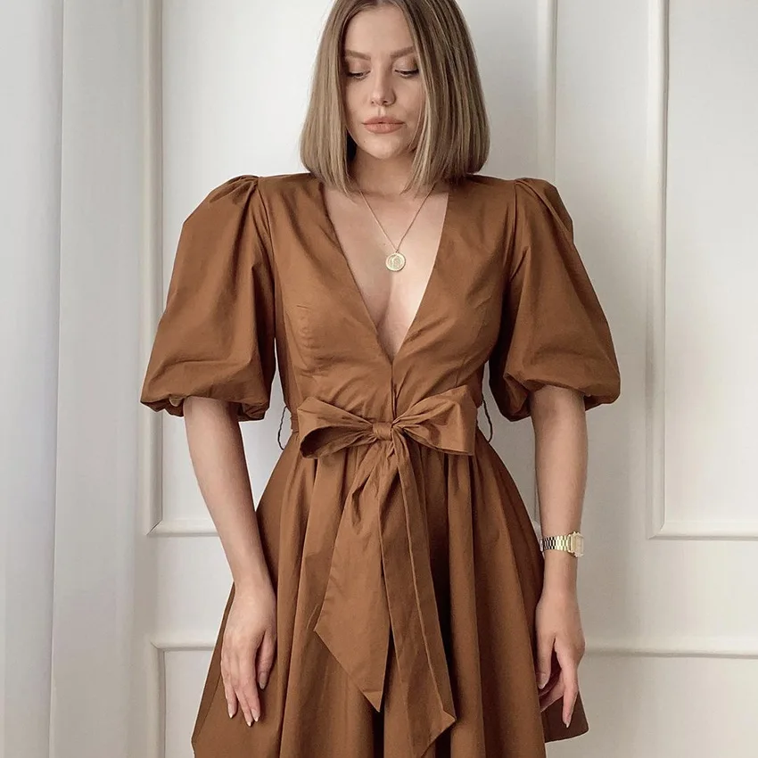 Wholesale 2021 Summer Casual Fashion Short V-neck Thread Solid Color A-line Dress Lantern Sleeve High Waist Sexy Female Dress
Wholesale 2021 Summer Casual Fashion Short V-neck Thread Solid Color A-line Dress Lantern Sleeve High Waist Sexy Female Dress