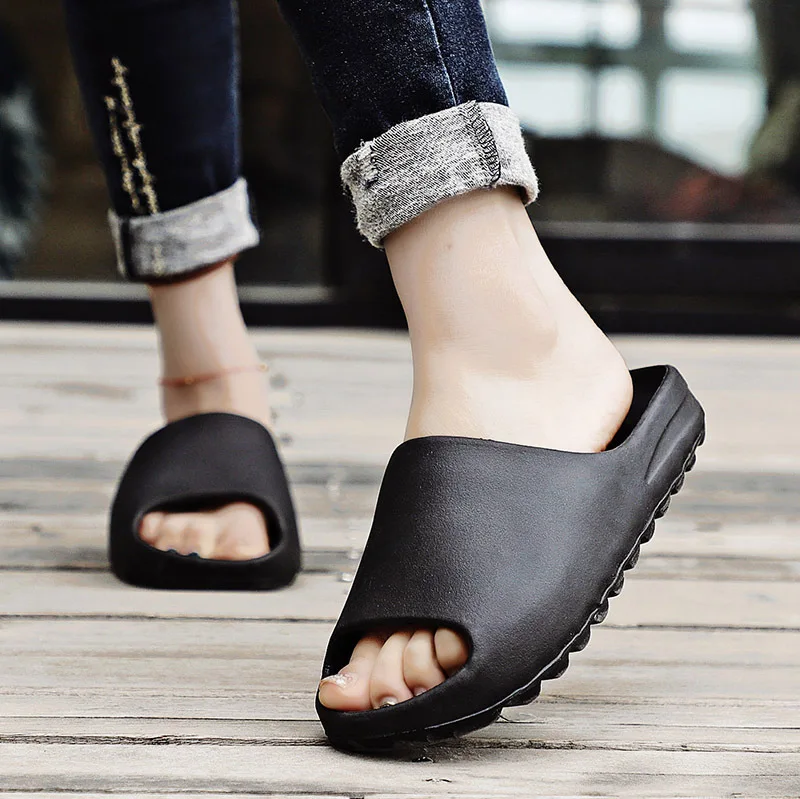 2021 Original High Quality Slippers Brand Logo Custom Women Yeezy Slipper Kids Yeezy Shoes Men Yeezy Slide, Customized color
2021 Original High Quality Slippers Brand Logo Custom Women Yeezy Slipper Kids Yeezy Shoes Men Yeezy Slide, Customized color