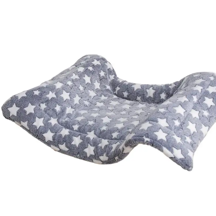 Cute Floral Pet Sleep Warm Paw Print towel Dog Cat Puppy Fleece Soft Dog Blanket Pet Dog Beds Mat Sleeping Cover cushion
Cute Floral Pet Sleep Warm Paw Print towel Dog Cat Puppy Fleece Soft Dog Blanket Pet Dog Beds Mat Sleeping Cover cushion