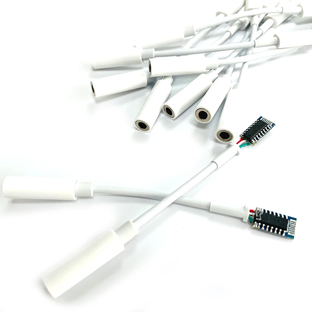 Audio Headset Converter 3.5 mm Jack Headphone Adapter for iphone 7 8plus X 11, White
Audio Headset Converter 3.5 mm Jack Headphone Adapter for iphone 7 8plus X 11, White