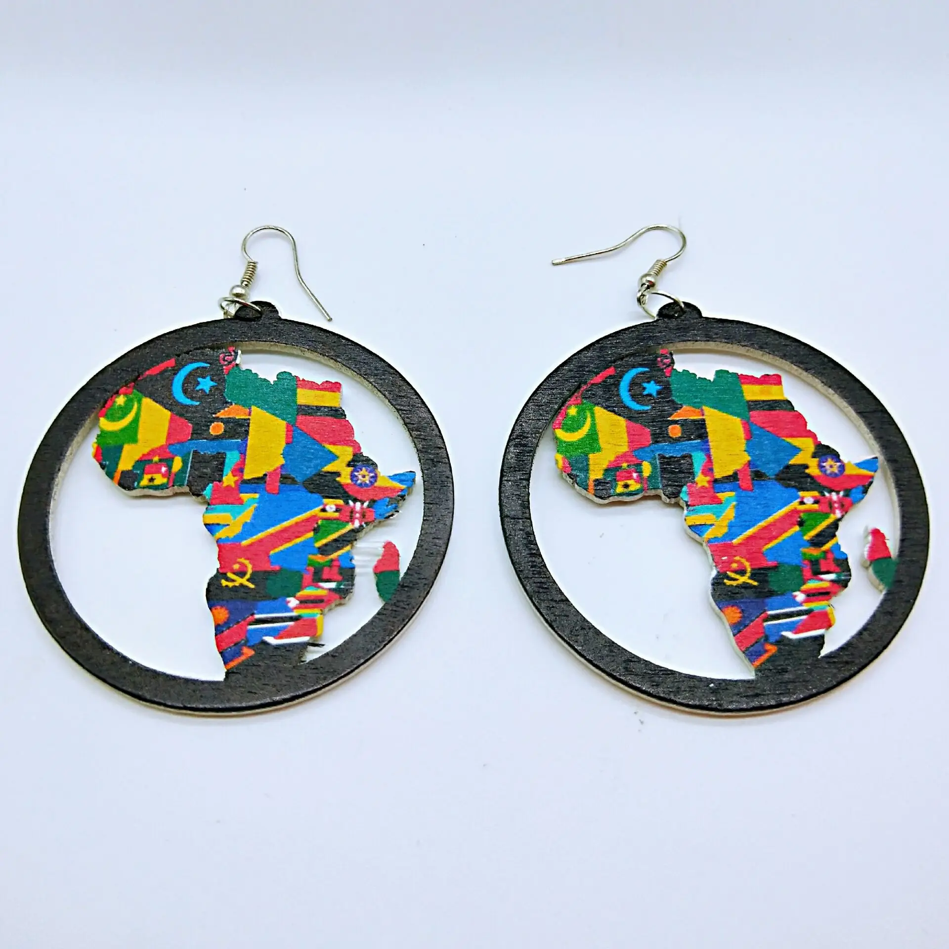Boho Fashion Trendy Painted Africa Map Wooden Drop Earrings Colorful Hollow Out African Earring For Girls, As picture
Boho Fashion Trendy Painted Africa Map Wooden Drop Earrings Colorful Hollow Out African Earring For Girls, As picture