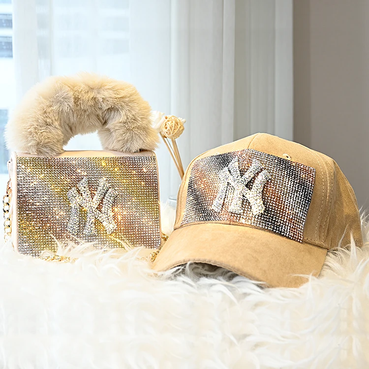 Ny Purse Handbags And Matching Hats Set Small Designer Ny Bucket Hat, Customized color
Ny Purse Handbags And Matching Hats Set Small Designer Ny Bucket Hat, Customized color