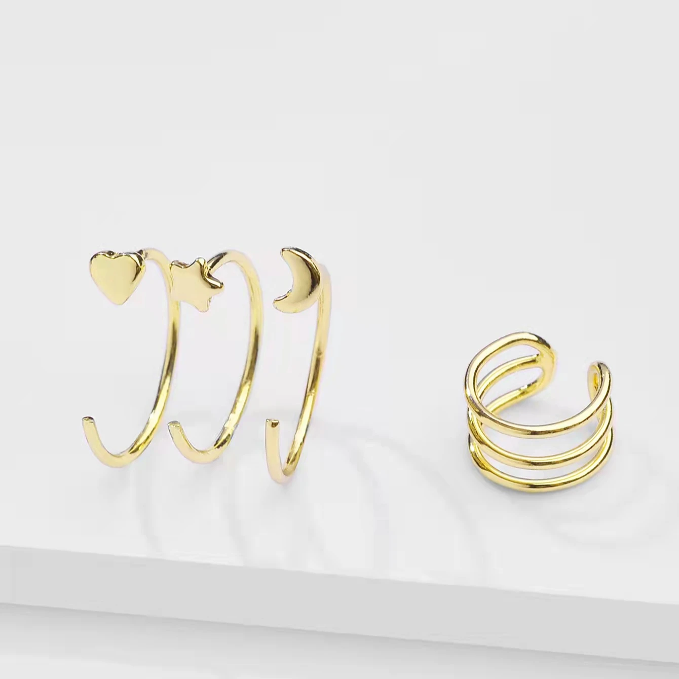 Star earrings moon European and American fashion jewelry minimal earrings sets earring clip
Star earrings moon European and American fashion jewelry minimal earrings sets earring clip
