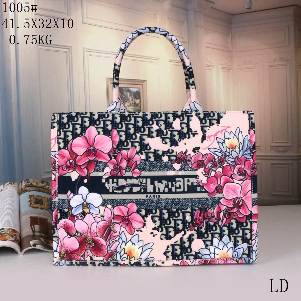 Famous luxury brand women handbags large capacity canvas tote bag elegant classic shopping bags for women and ladies purses, As is shown
Famous luxury brand women handbags large capacity canvas tote bag elegant classic shopping bags for women and ladies purses, As is shown