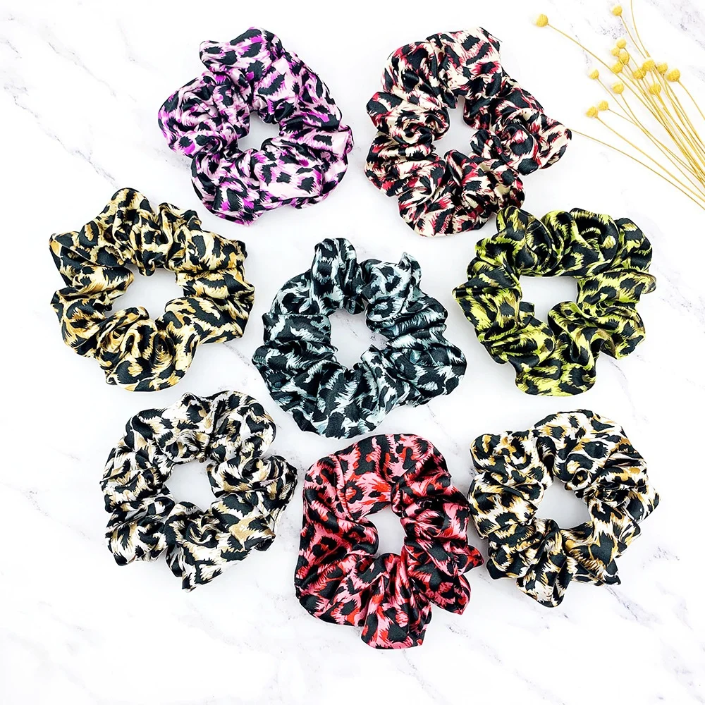 New Fashion Women Hair Accessories Elastic Bands Animal Leopard Point Print Scrunchies Zipper Scrunchies, As pic
New Fashion Women Hair Accessories Elastic Bands Animal Leopard Point Print Scrunchies Zipper Scrunchies, As pic