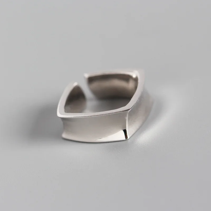 Korean Women S925 Sterling Silver Ring INS Personality Geometric Square Smooth Face Open Ring (SK838), As picture
Korean Women S925 Sterling Silver Ring INS Personality Geometric Square Smooth Face Open Ring (SK838), As picture