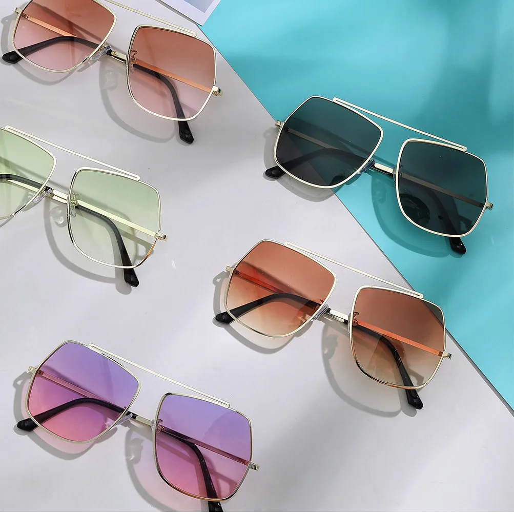 Lbashades Bulk Wholesale Designer Sunglasses Polygon Frame Men Trendy Oversized Gradient Sun Glasses Women Eyewear
Lbashades Bulk Wholesale Designer Sunglasses Polygon Frame Men Trendy Oversized Gradient Sun Glasses Women Eyewear