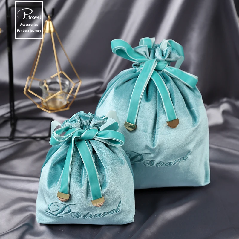 P.Travel Luxury Retro Velvet Travel Pouch Storage Cosmetic Bag Drawstring Makeup Bag, Red,blue,gray,pink
P.Travel Luxury Retro Velvet Travel Pouch Storage Cosmetic Bag Drawstring Makeup Bag, Red,blue,gray,pink
