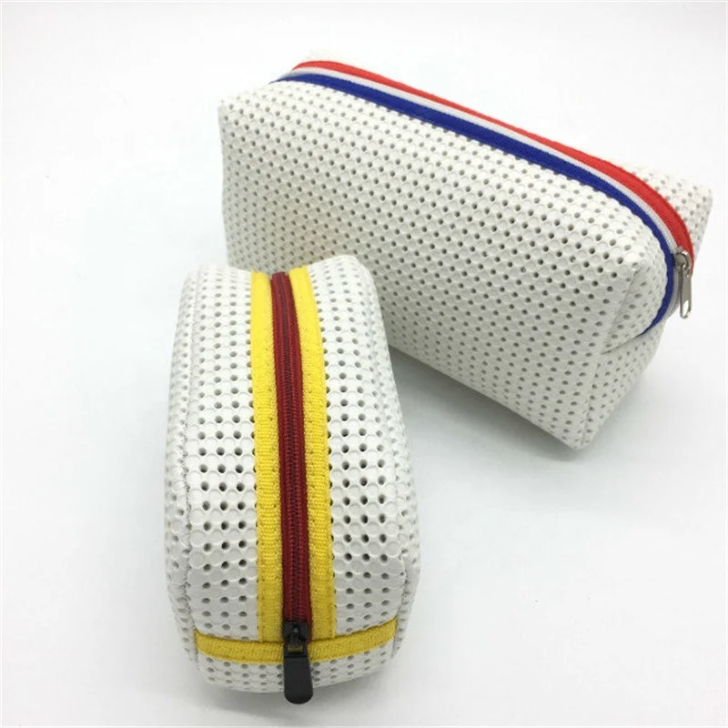 Wholesale Custom Makeup Bag Simple Portable Hole Wash Packed Fashionable Toiletry Storage Pack Women Zipper Makeup Bag
Wholesale Custom Makeup Bag Simple Portable Hole Wash Packed Fashionable Toiletry Storage Pack Women Zipper Makeup Bag