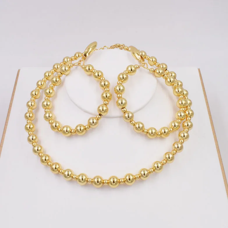 Vintage Jewelry High quality Italy Gold plated Necklace earring bracelet Jewelry Sets Fashion for Women Gift Party Classic Type, Gold color
Vintage Jewelry High quality Italy Gold plated Necklace earring bracelet Jewelry Sets Fashion for Women Gift Party Classic Type, Gold color