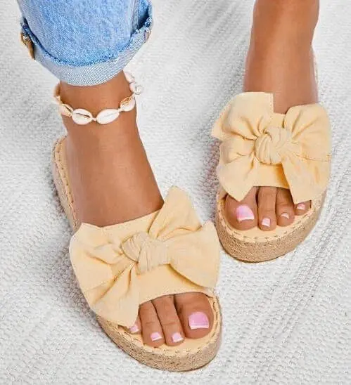 Cheap wholesale ladies flower platform sandals women flat wedge summer sandals, Black,yellow,pink,blue
Cheap wholesale ladies flower platform sandals women flat wedge summer sandals, Black,yellow,pink,blue