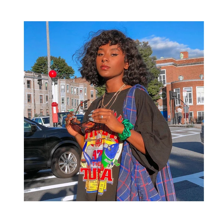 European and American high street short-sleeved women summer American street retro loose VIBE style T-shirt top Instagram trend
European and American high street short-sleeved women summer American street retro loose VIBE style T-shirt top Instagram trend